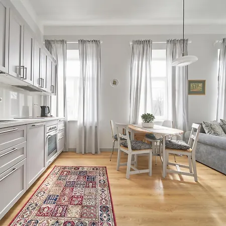 Cute&light Apartment, Centre Апартаменты